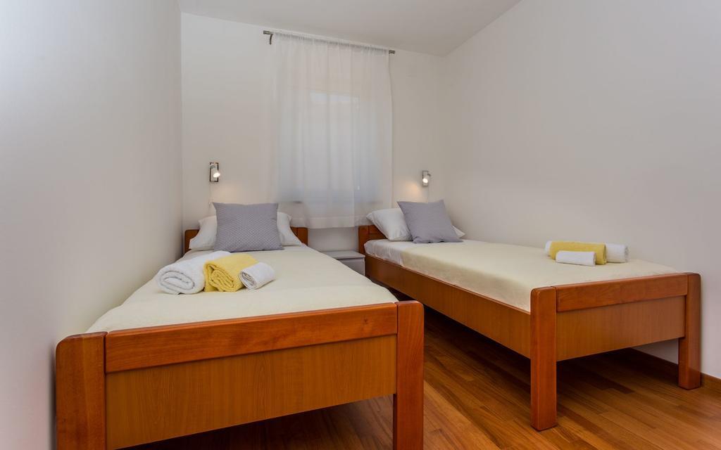 Apartment Franka Климно Экстерьер фото