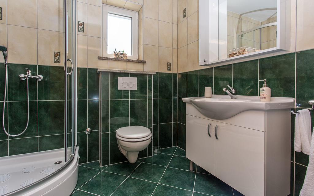 Apartment Franka Климно Экстерьер фото
